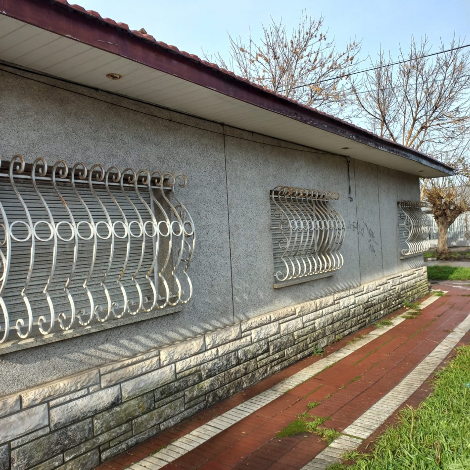 Chalet  en parte a reciclar