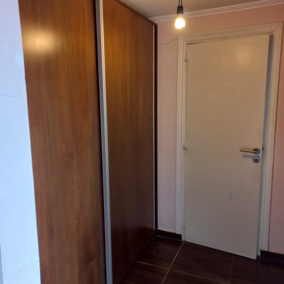Excelente departamento de tres ambientes /Sin cochera