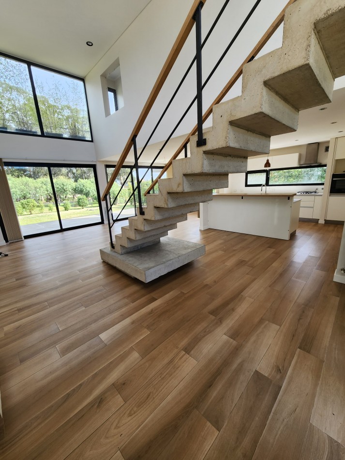 Casa Moderna
