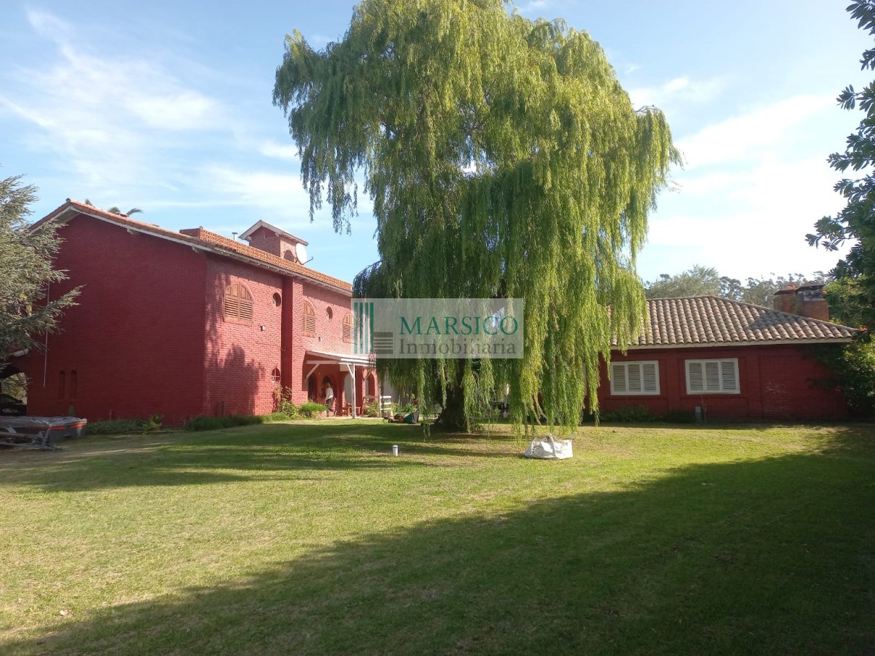 CHALET EN BARRIO COSTA DEL SOL MAR CHIQUITA