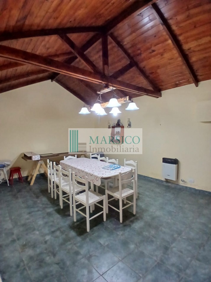 EXCELENTE CASA QUINTA EN LAGUNA LA BRAVA