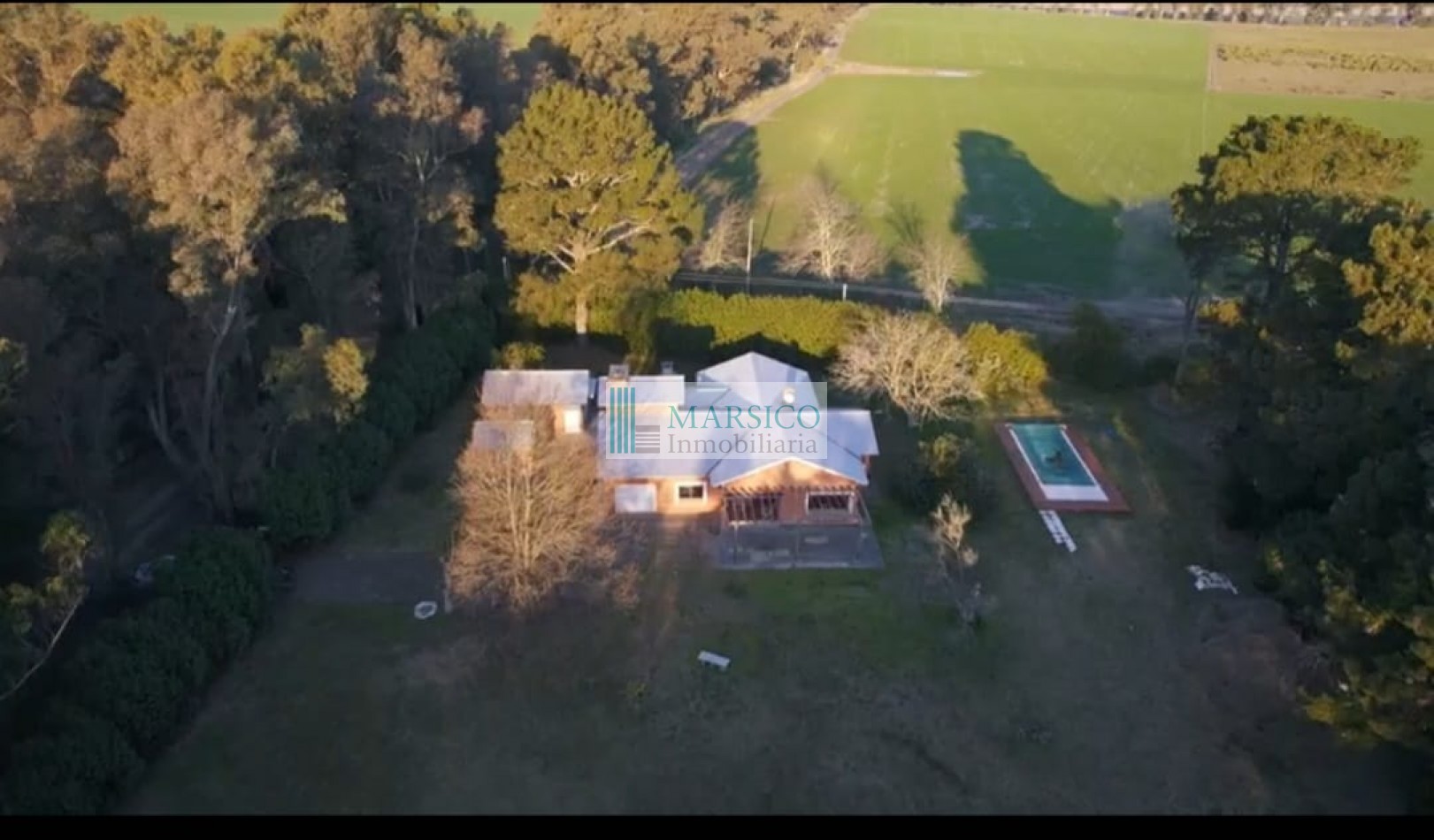 EXCELENTE CASA QUINTA EN LAGUNA LA BRAVA