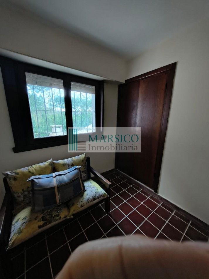 EXCELENTE CASA QUINTA EN LAGUNA LA BRAVA