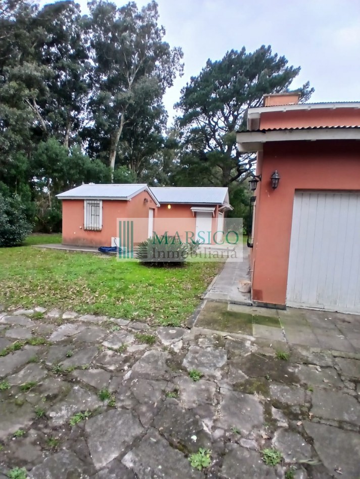 EXCELENTE CASA QUINTA EN LAGUNA LA BRAVA