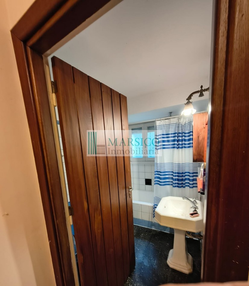 EXCELENTE CASA QUINTA EN LAGUNA LA BRAVA