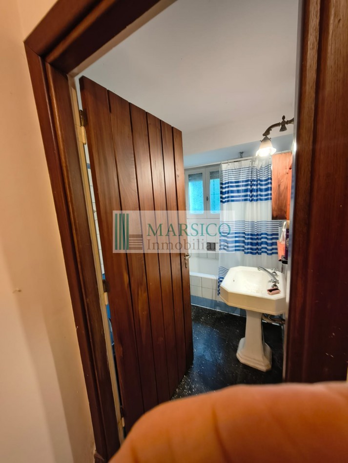 EXCELENTE CASA QUINTA EN LAGUNA LA BRAVA