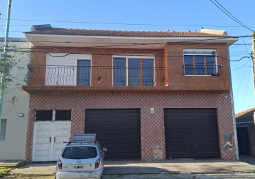 Chalet desarrollado en dos plantas